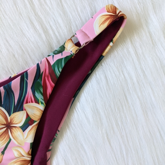 Pink Tropical leaf and floral print bikini bottom - Picture 2 of 7